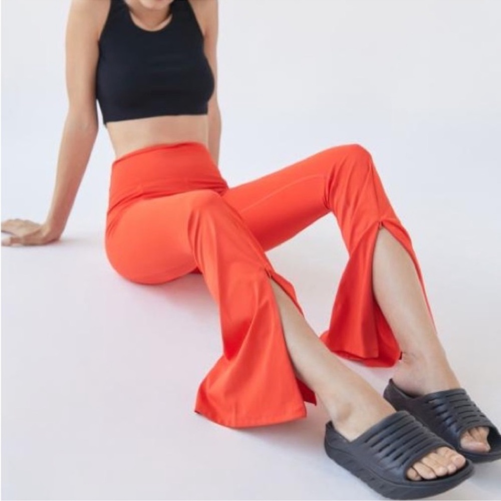 P.E Nation full force flare split hem leggings Size Small